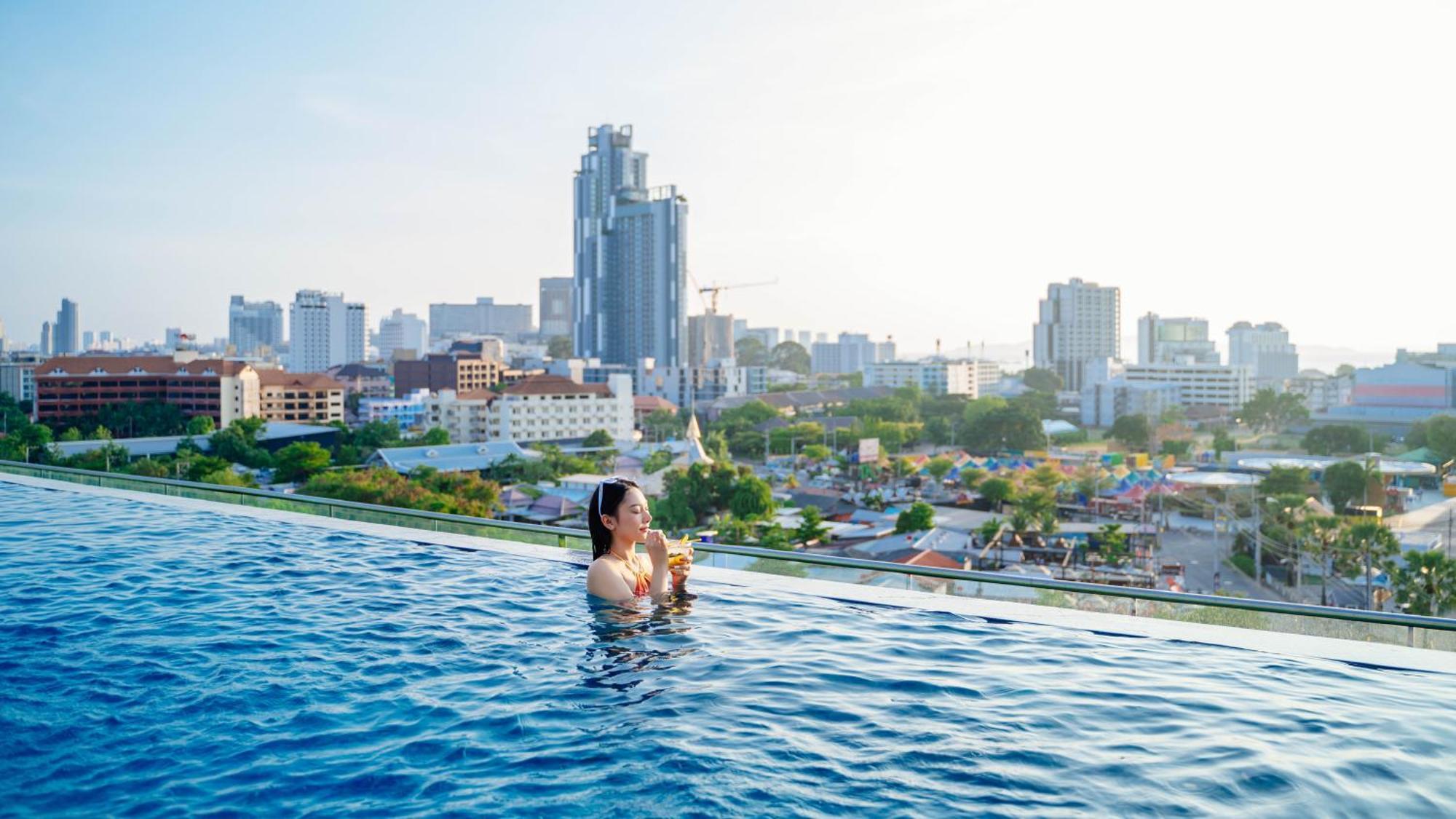 T Pattaya Hotel By Pcl Luaran gambar
