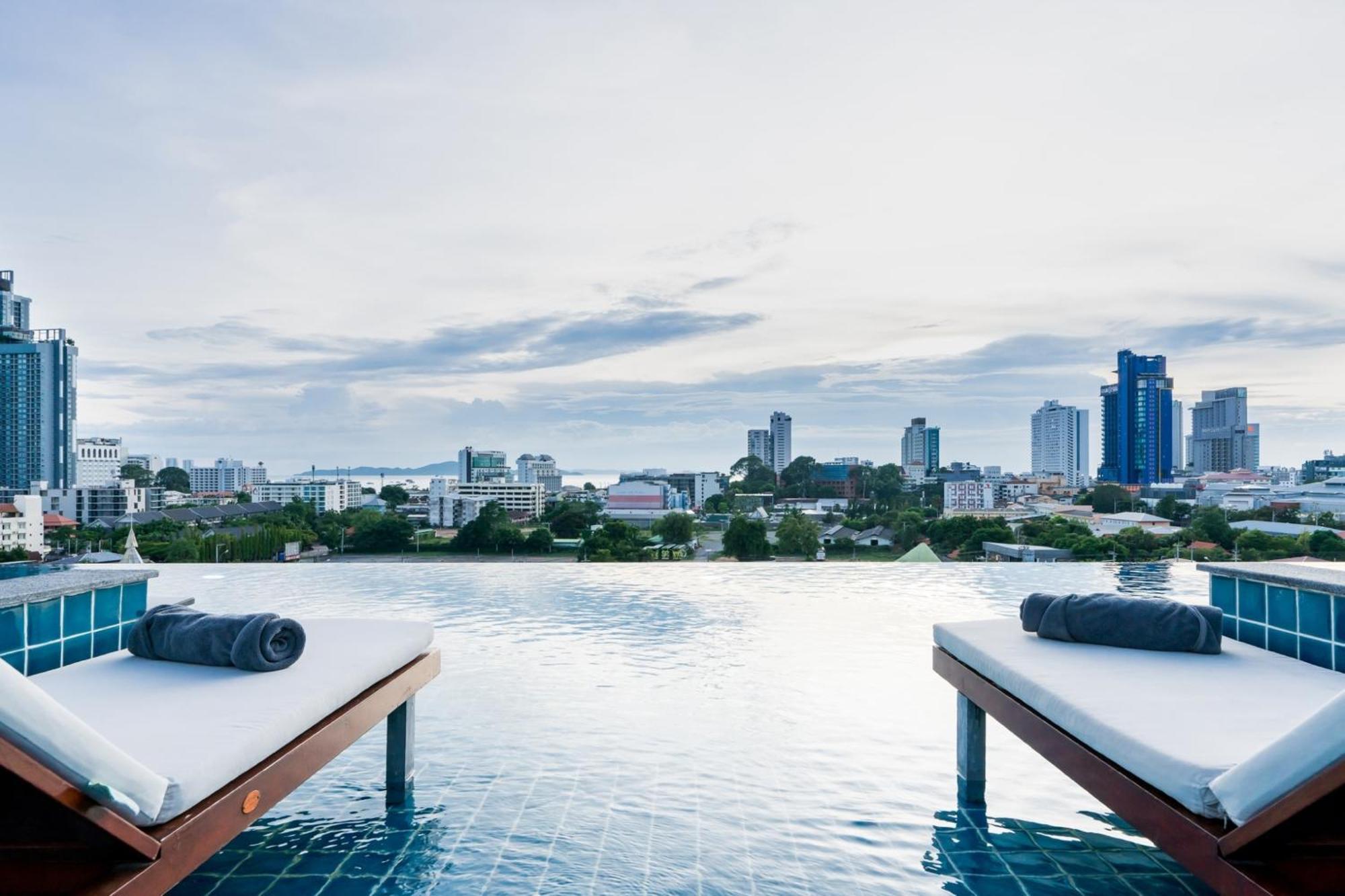 T Pattaya Hotel By Pcl Luaran gambar