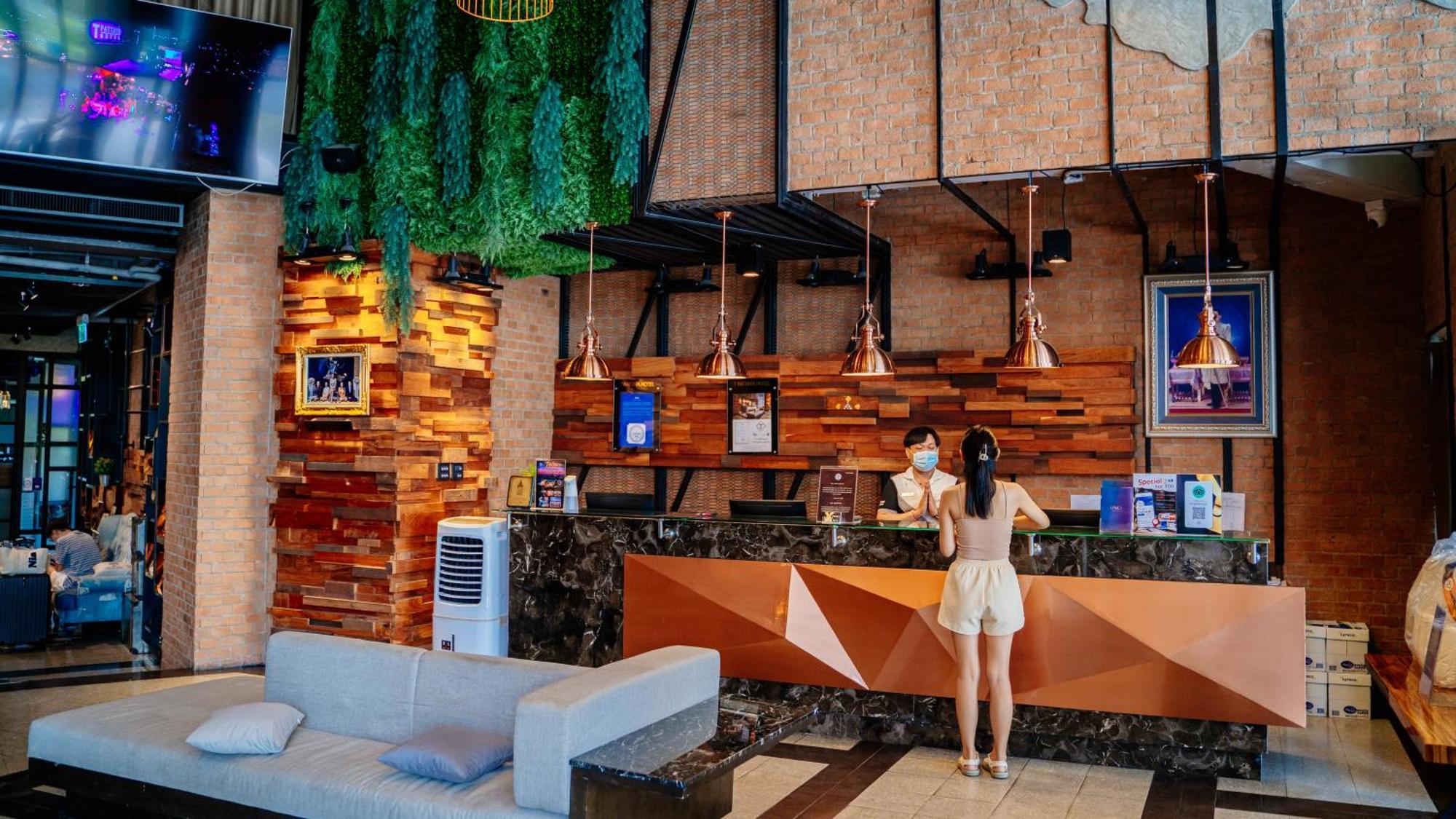 T Pattaya Hotel By Pcl Luaran gambar
