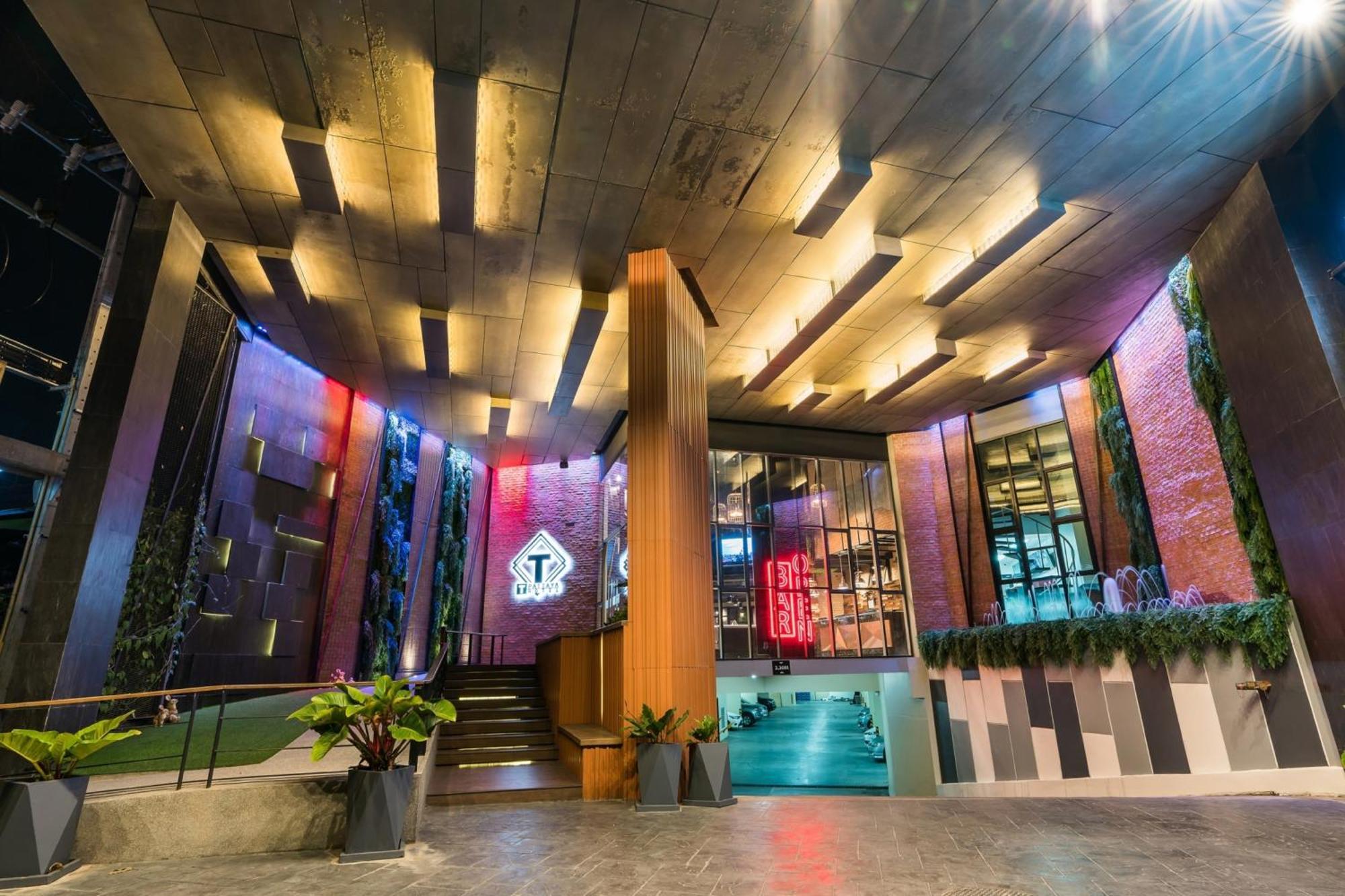 T Pattaya Hotel By Pcl Luaran gambar